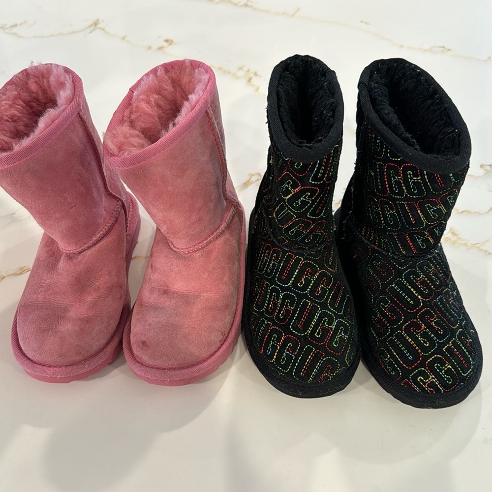 Girls Uggs size 12